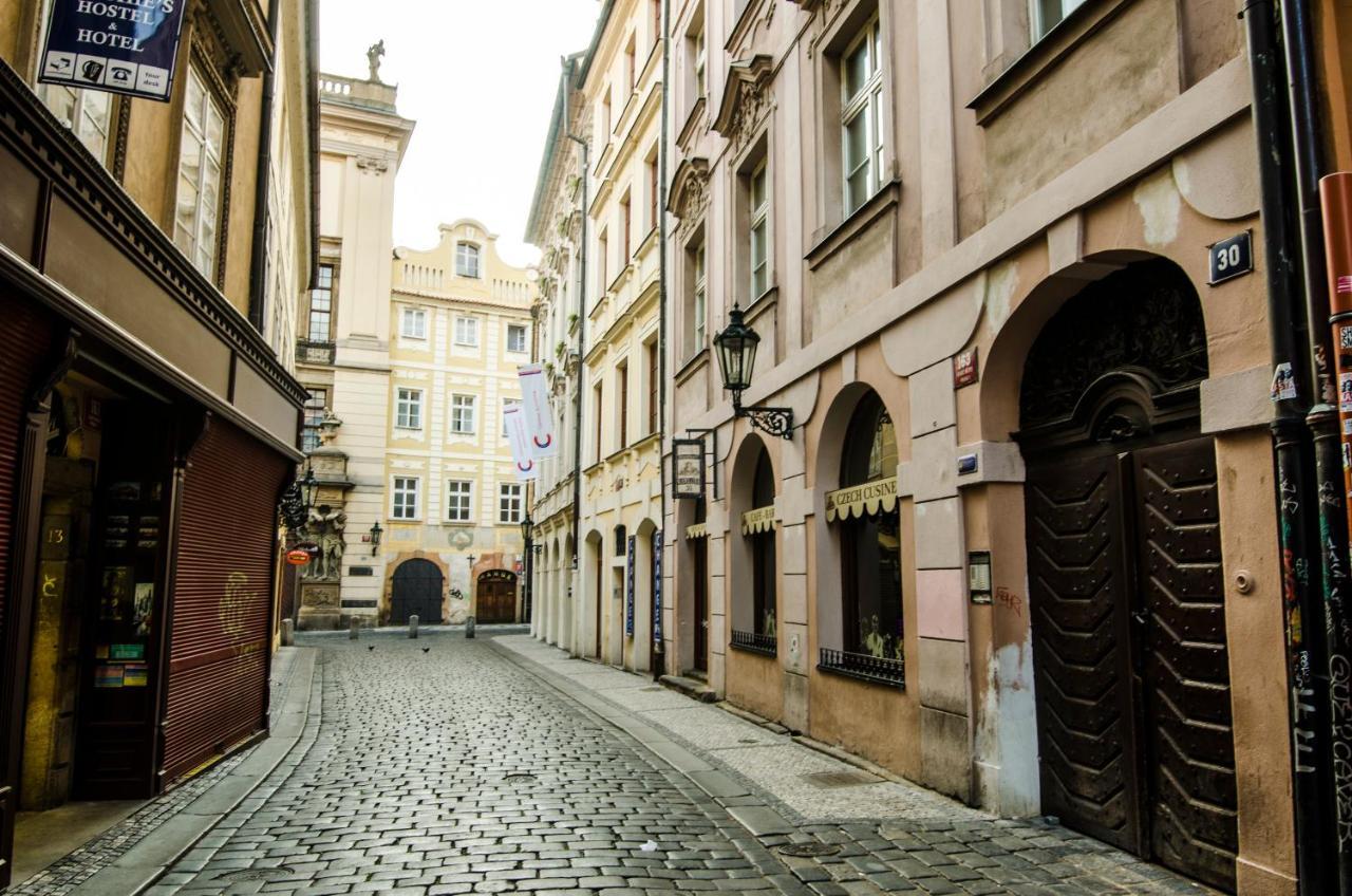 Wishlist Prague Residences - Charles Bridge Karlova Exterior photo